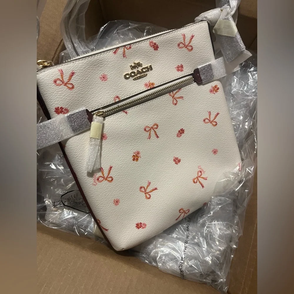 New Coach brand new mini Rowan file bag purse with bow print - Picture 7 of 9